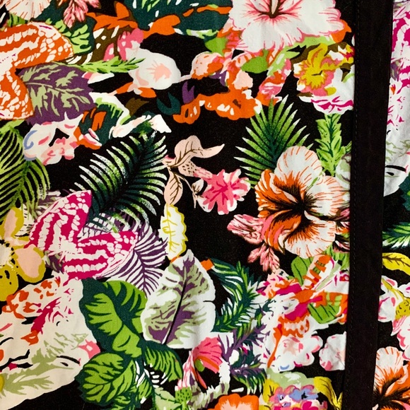 Tropical Tank Top - Picture 7 of 9